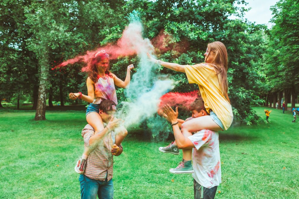 summer activities color powder